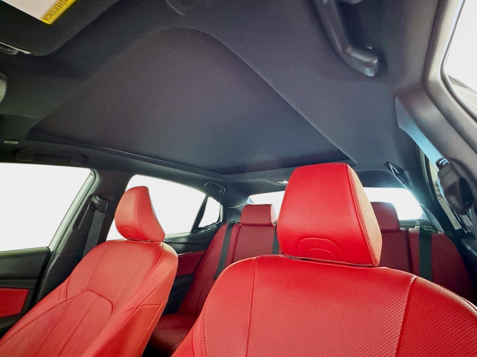 Used 2025 Toyota Camry XSE w/ Premium Plus Package image 15