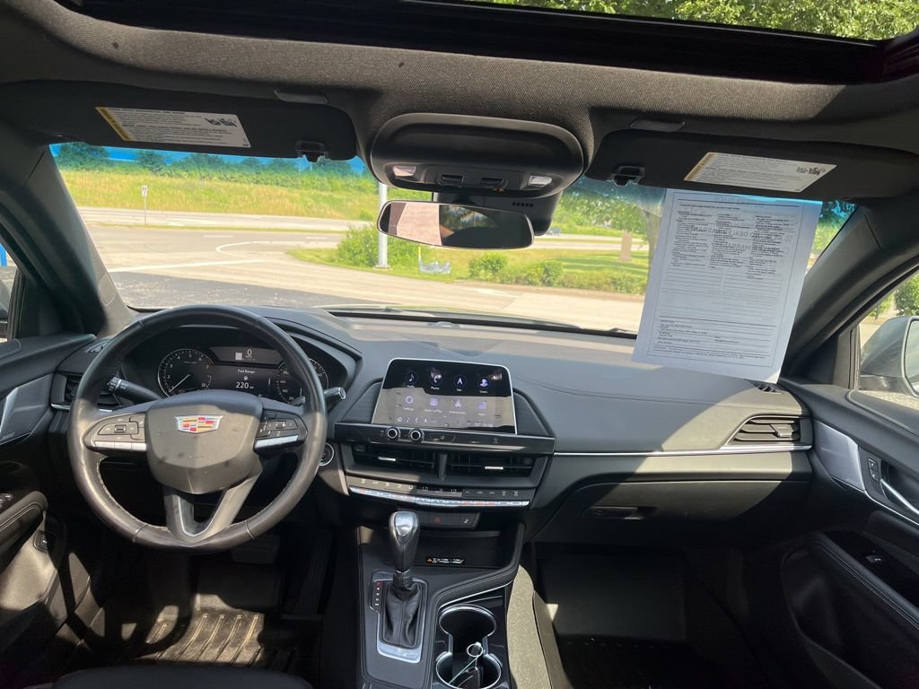 Used 2020 Cadillac CT4 Luxury w/ Sun And Sound Package RWD image 5