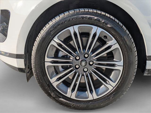 Used 2026 Land Rover Range Rover Evoque S AWD/4WD image 25