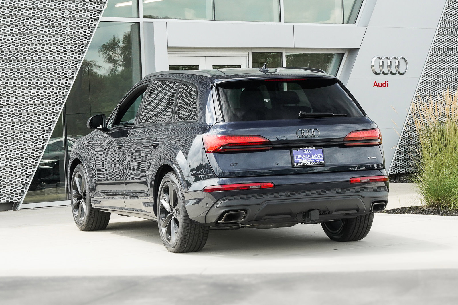 New 2025 Audi Q7 3.0T Prestige image 4