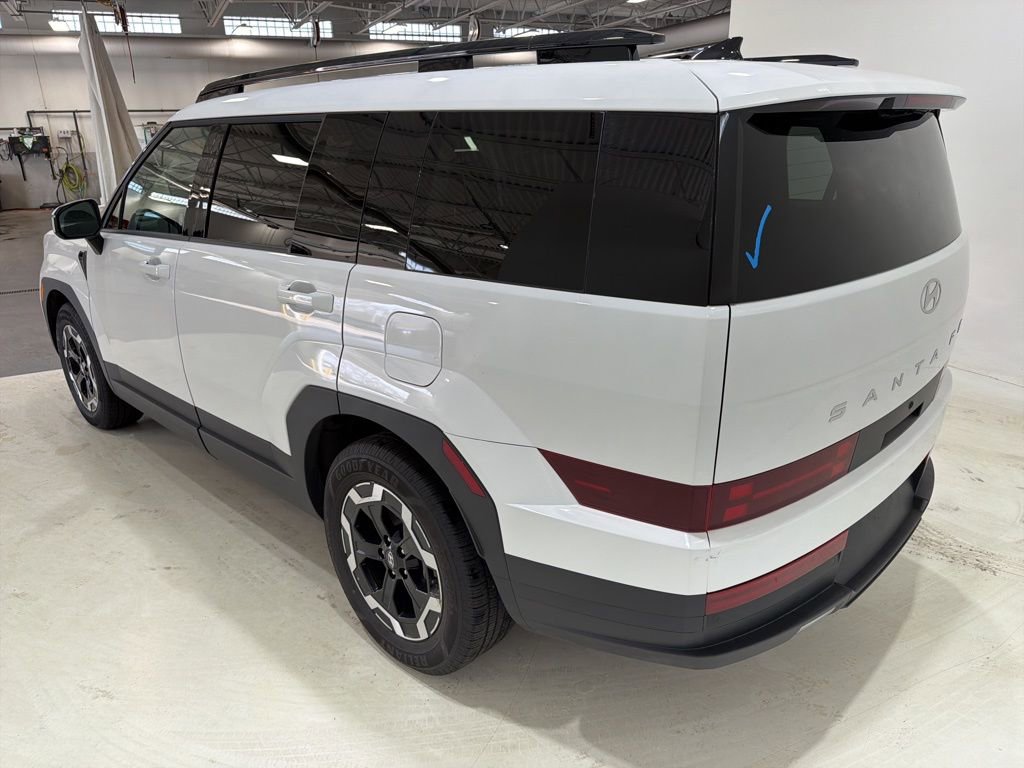 Certified 2025 Hyundai Santa Fe SEL image 4