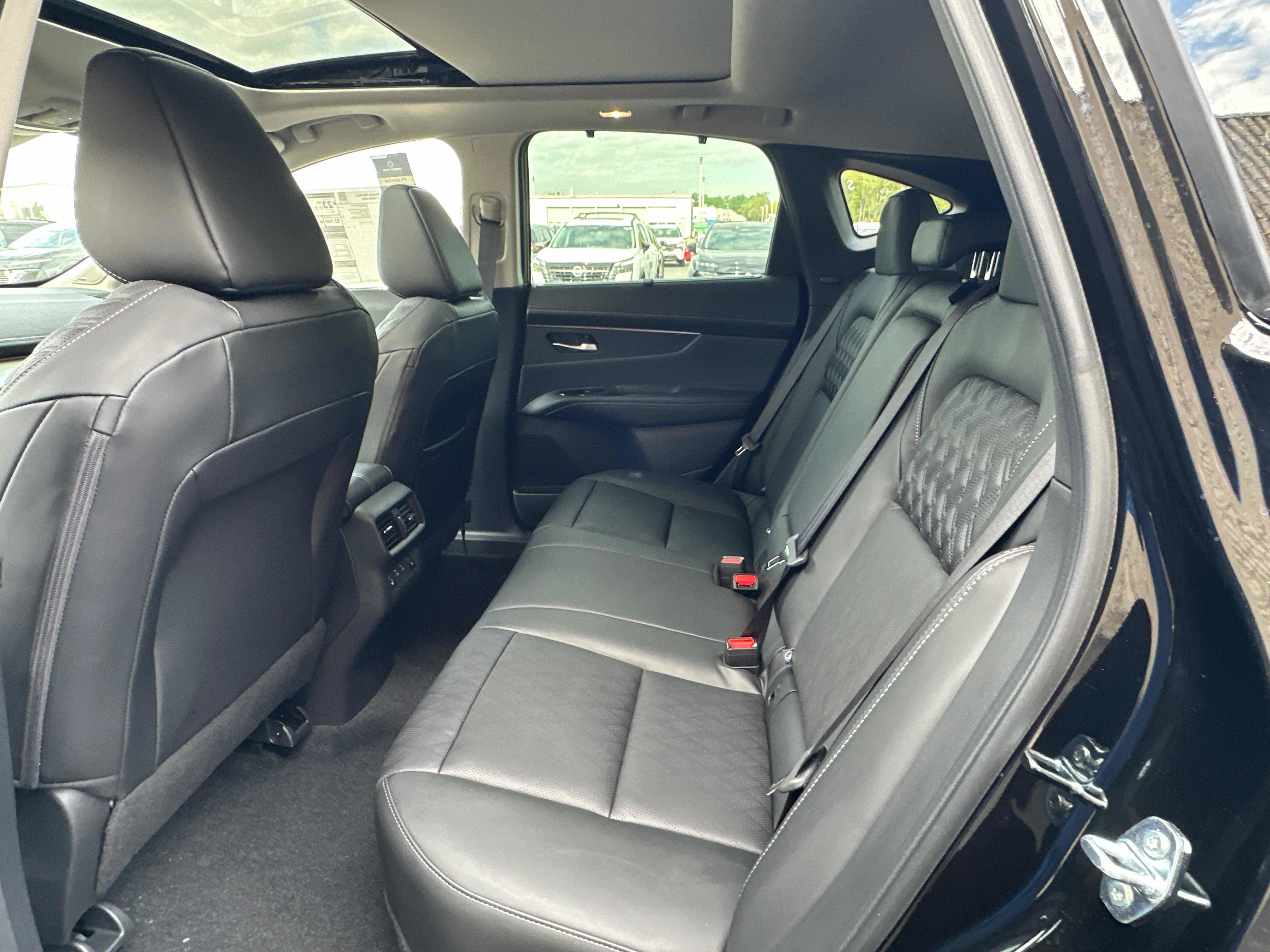 New 2026 Nissan Murano Platinum w/ Cargo Package AWD/4WD image 28