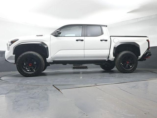 Certified 2025 Toyota Tacoma TRD Pro AWD/4WD image 29