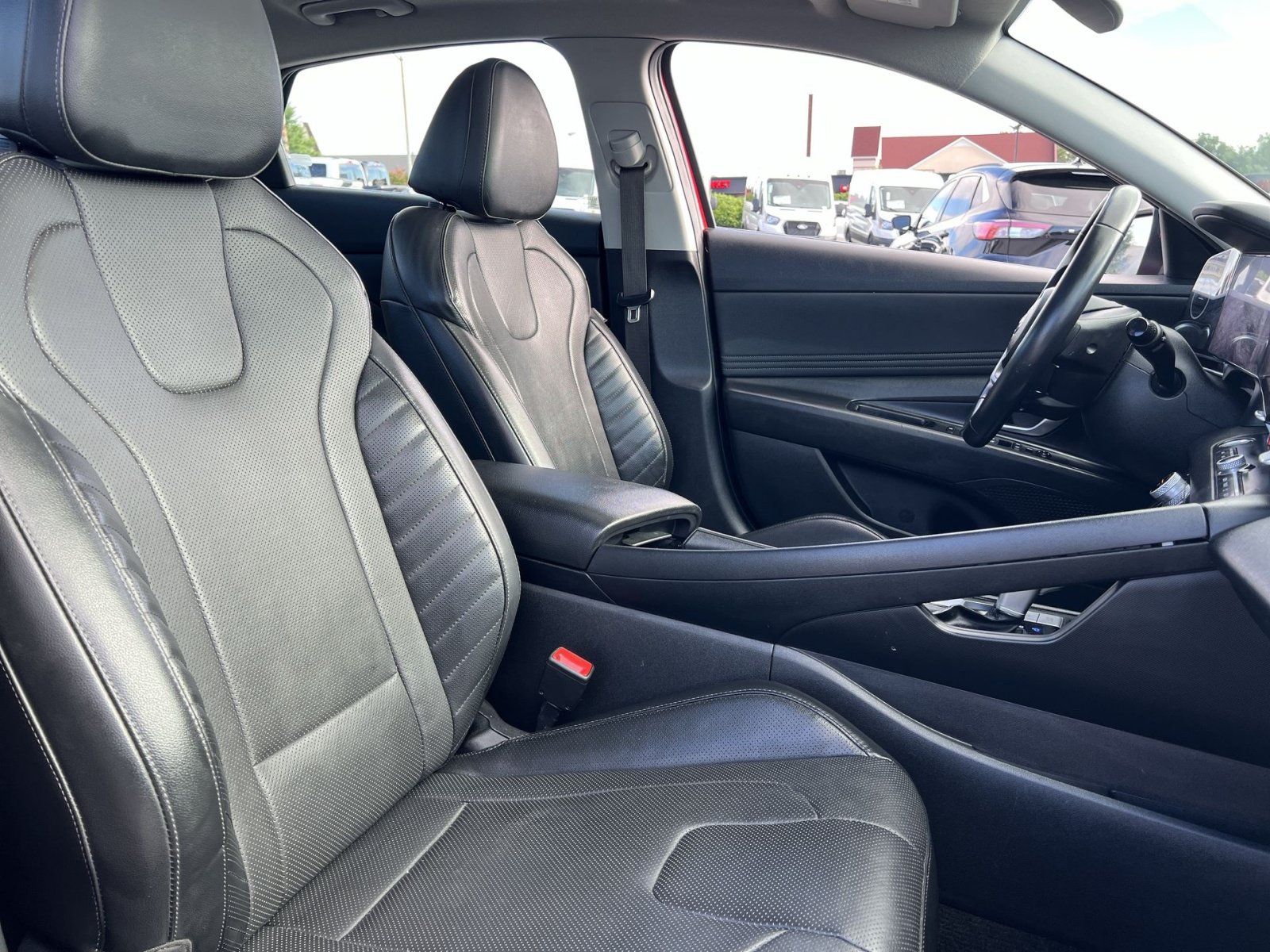 Used 2023 Hyundai Elantra Limited FWD image 35