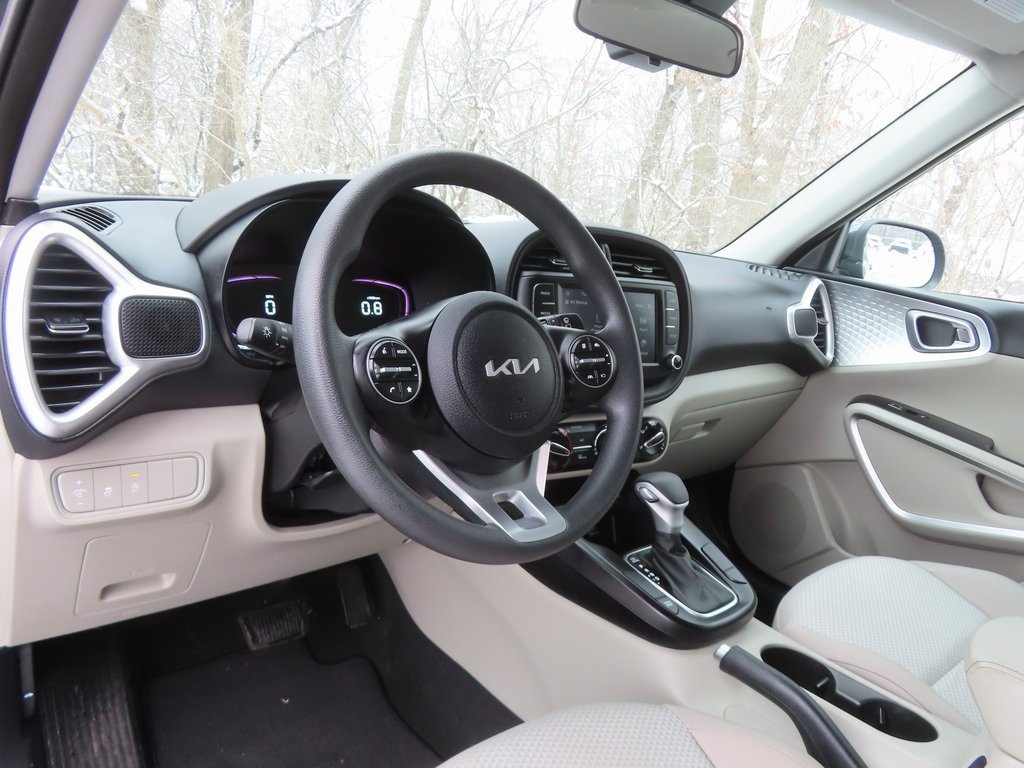 Certified 2023 Kia Soul LX image 23
