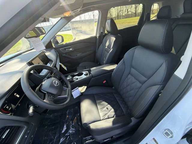 New 2026 Nissan Rogue Platinum w/ Platinum Premium Package AWD/4WD image 11