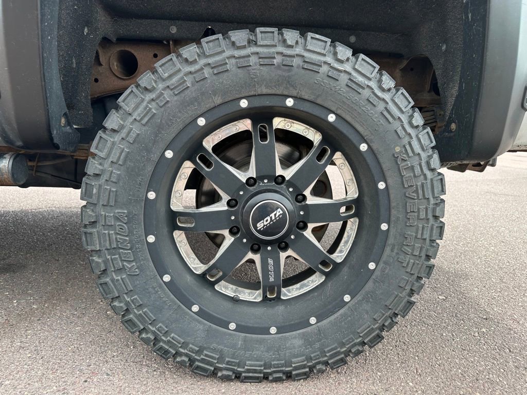 Used 2016 Chevrolet Silverado 2500 LT AWD/4WD image 39