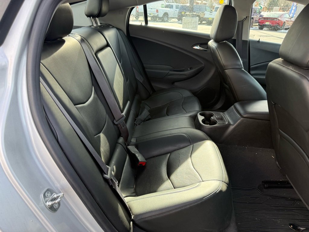 Used 2017 Chevrolet Volt LT w/ Comfort Package image 13