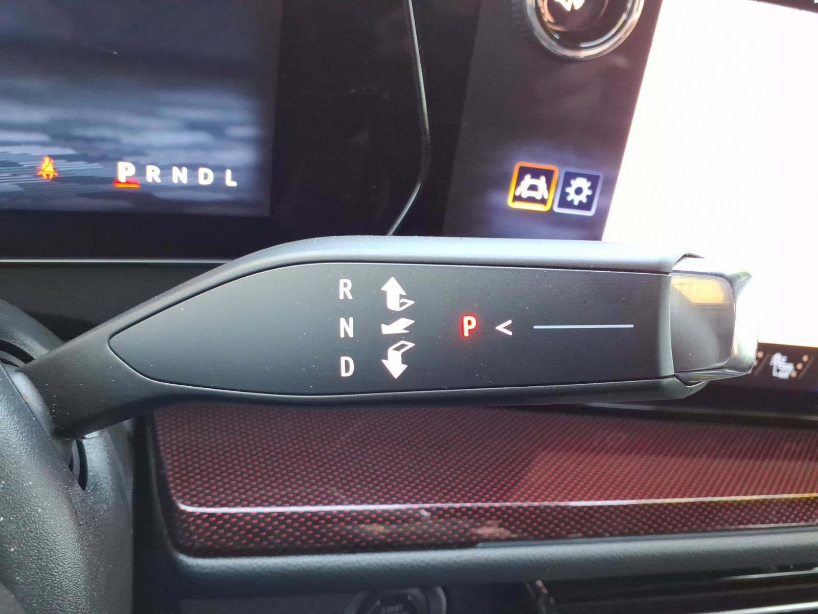Used 2025 Chevrolet Traverse RS w/ LPO, Floor Liner Package image 23