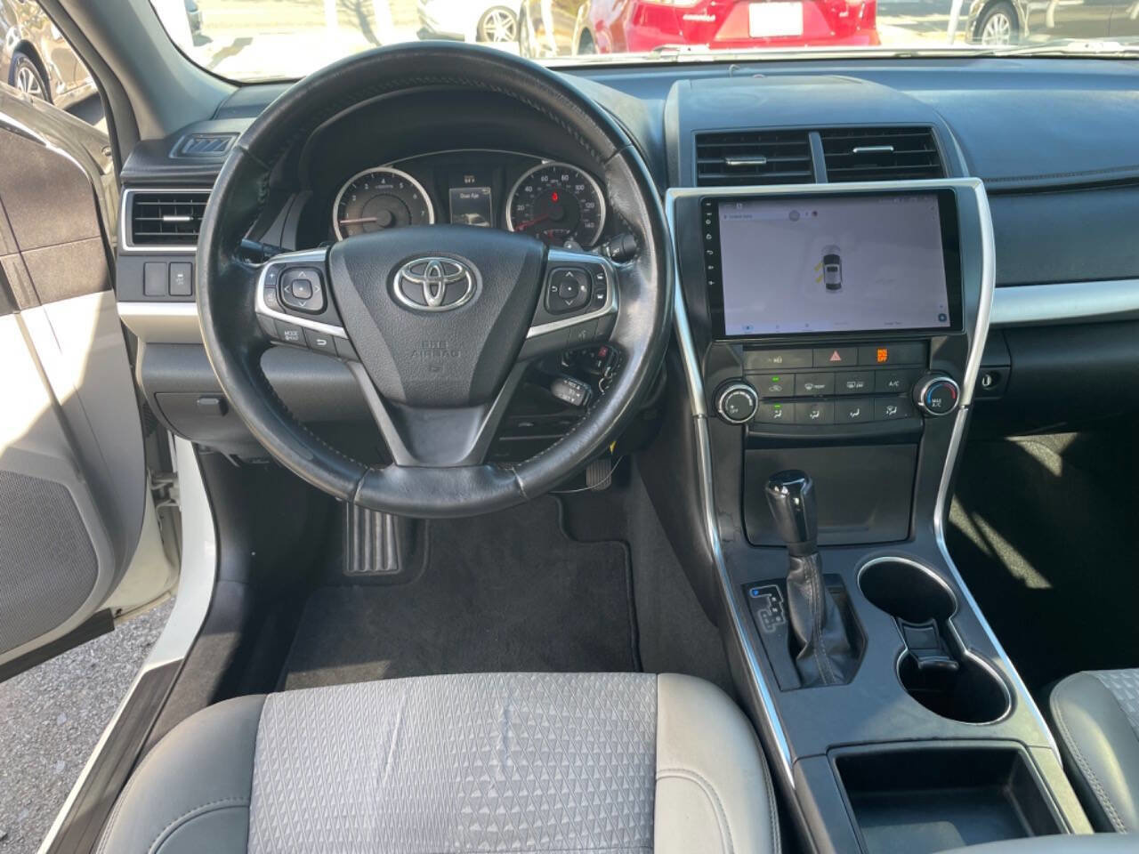 Used 2015 Toyota Camry SE FWD image 20