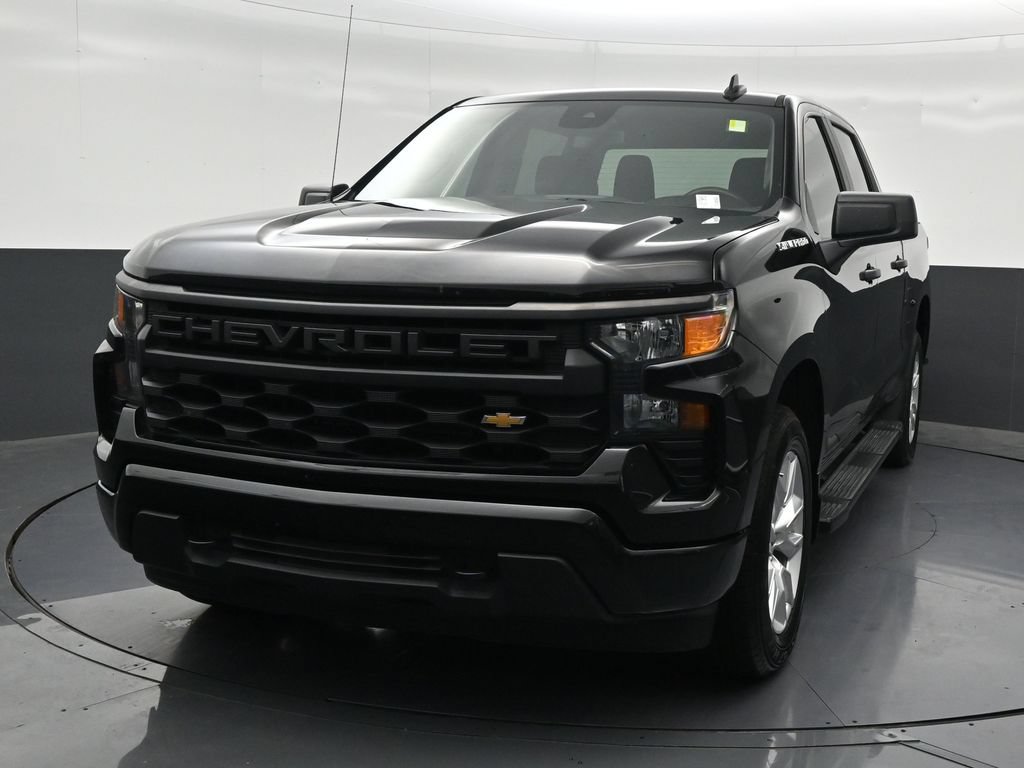 Used 2024 Chevrolet Silverado 1500 Custom RWD image 9