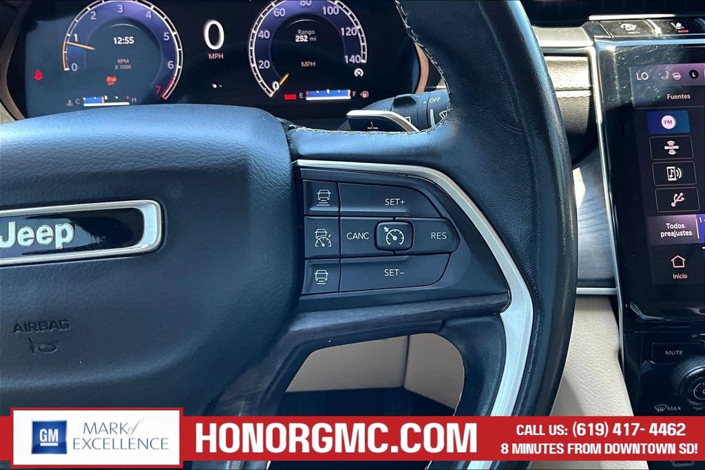 Used 2021 Jeep Grand Cherokee L Limited w/ Trailer Tow Package AWD/4WD image 12