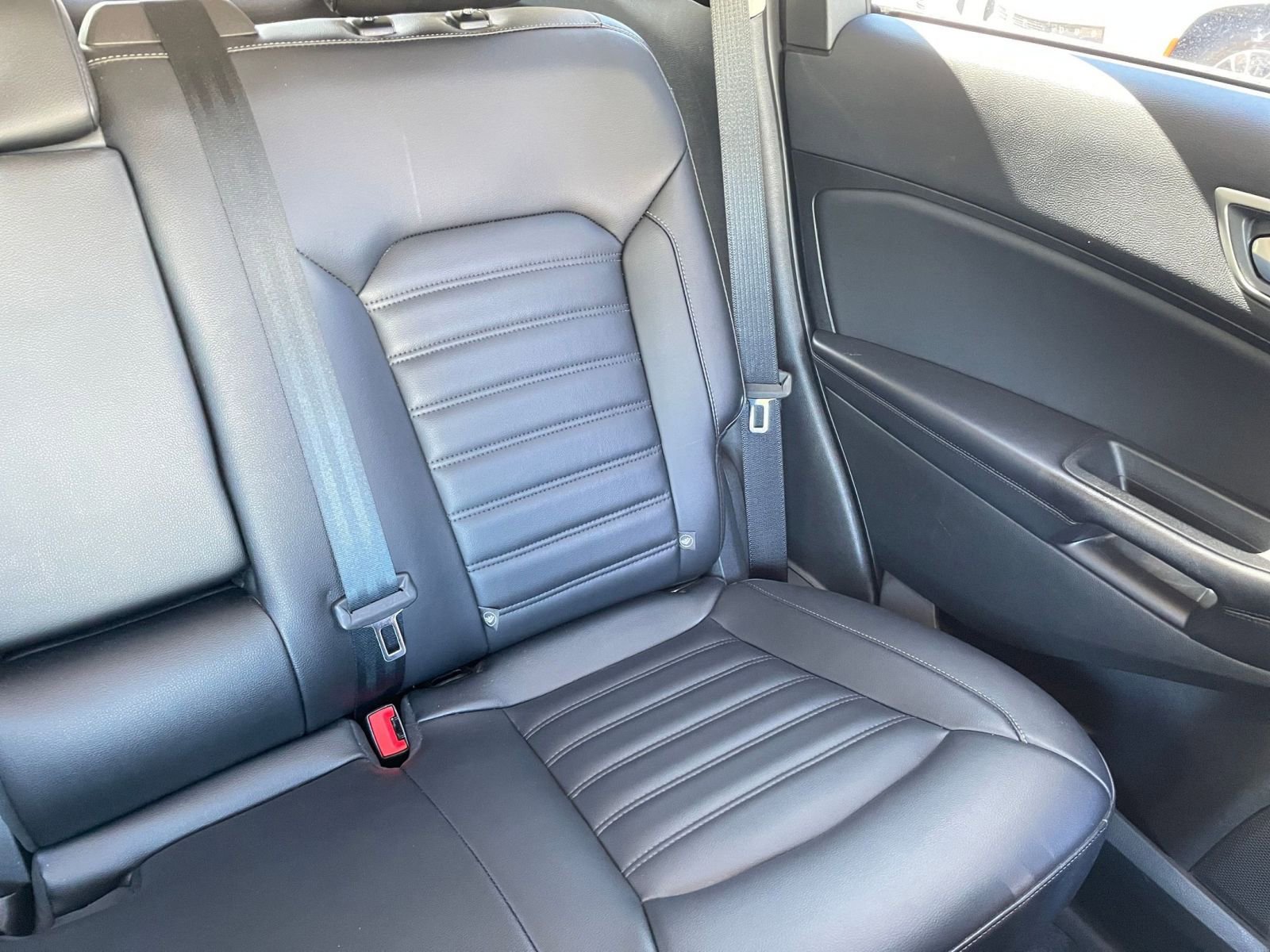 Used 2024 Ford Edge SEL image 37