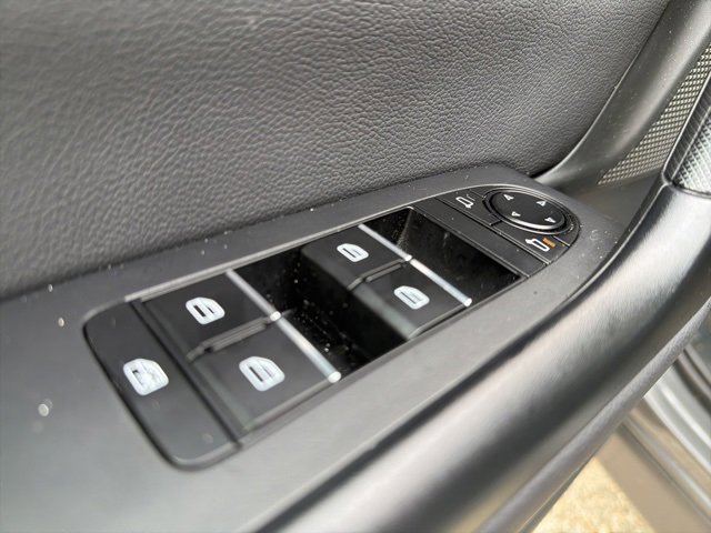 Used 2025 MAZDA CX-50 AWD 2.5 Hybrid w/ Weather Package image 11