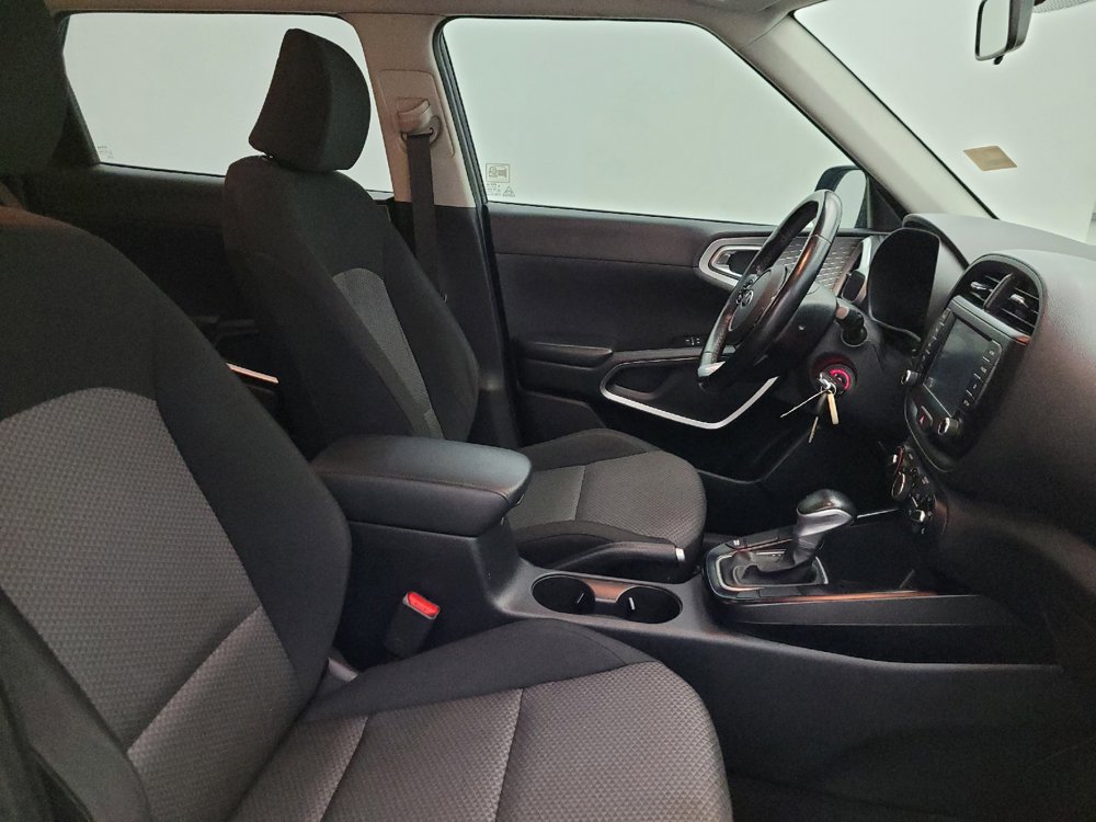 Used 2020 Kia Soul X-Line FWD image 21