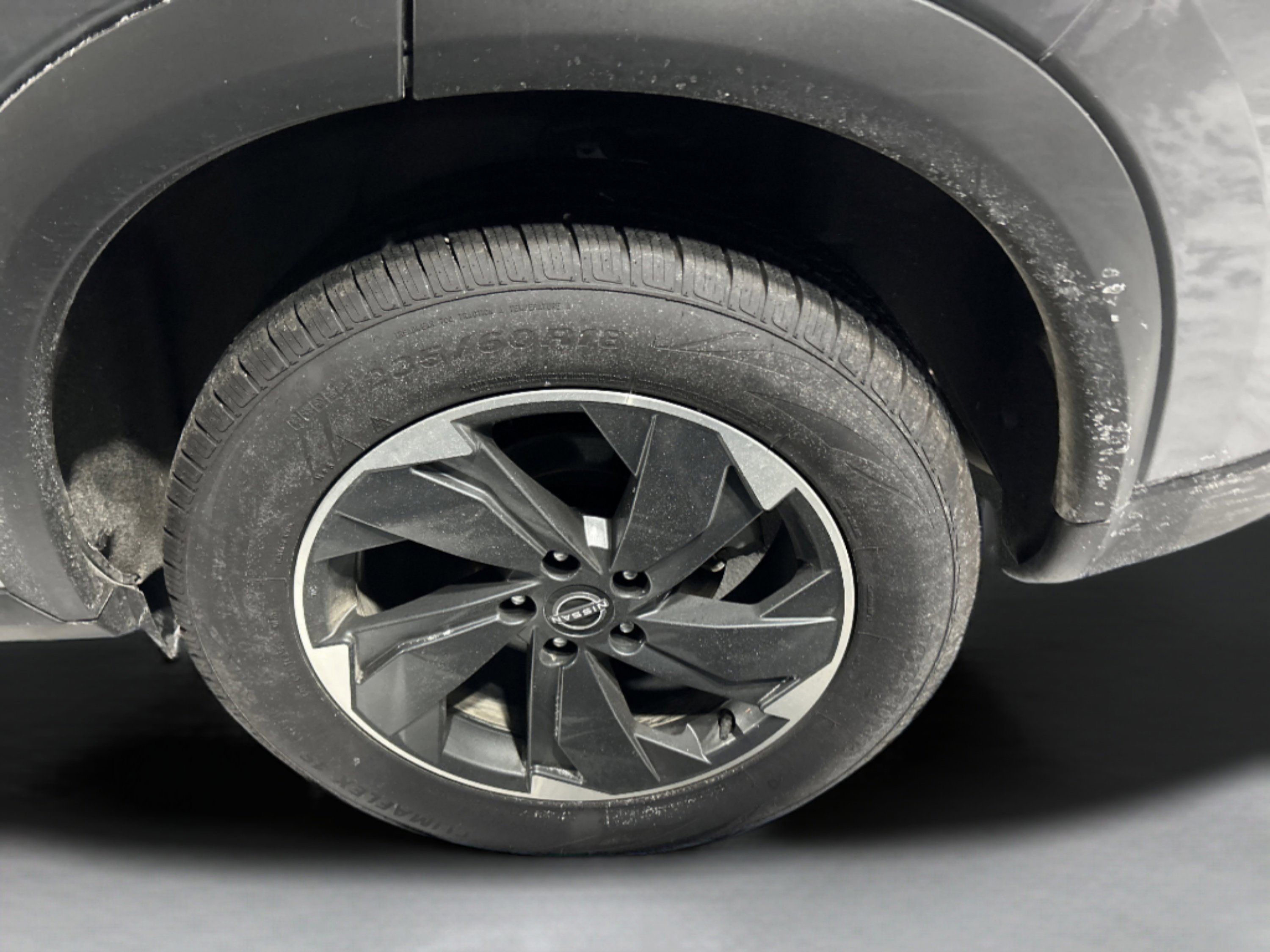 Used 2024 Nissan Rogue SV image 15