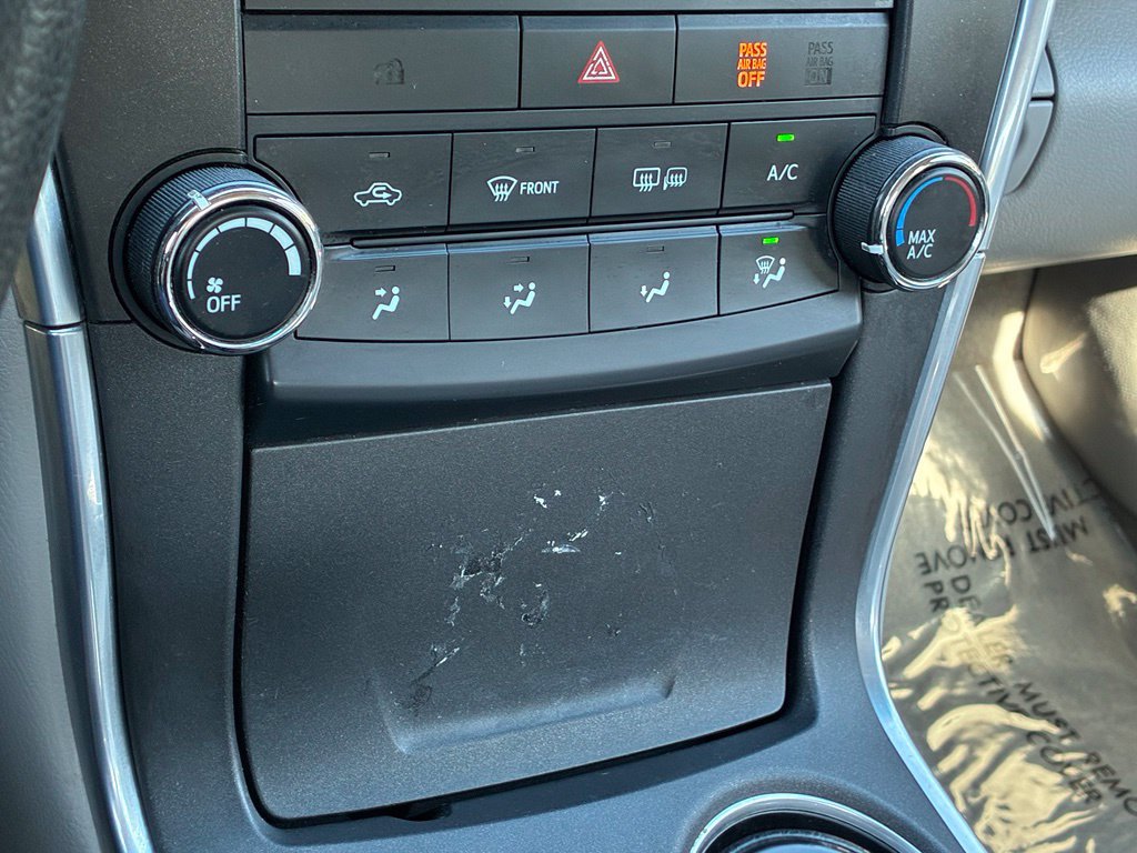 Used 2015 Toyota Camry LE FWD image 18