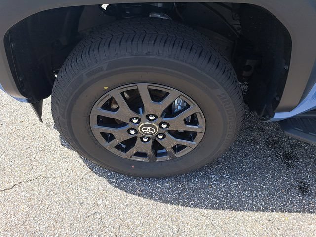 Used 2026 Toyota 4Runner SR5 AWD/4WD image 31