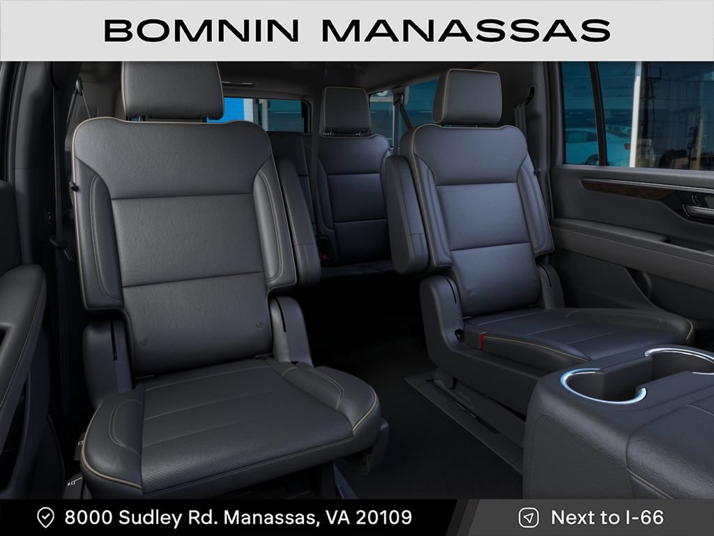 New 2026 Chevrolet Suburban Premier w/ Sun And Tow Package AWD/4WD image 17