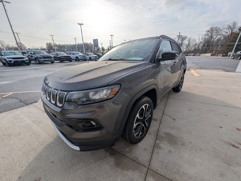 Used 2022 Jeep Compass Limited image 8
