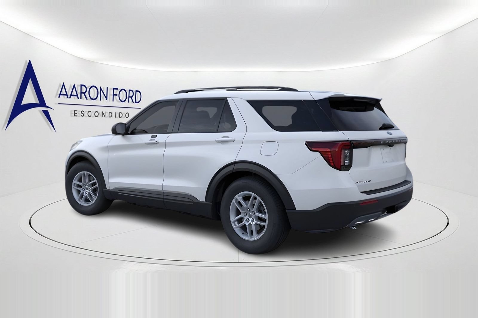 New 2026 Ford Explorer Active w/ Active Comfort Package RWD image 4