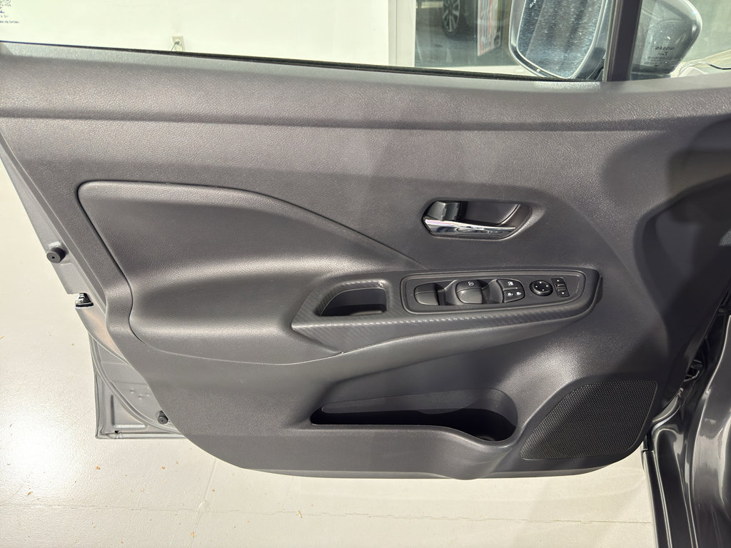 Used 2024 Nissan Versa SV image 18