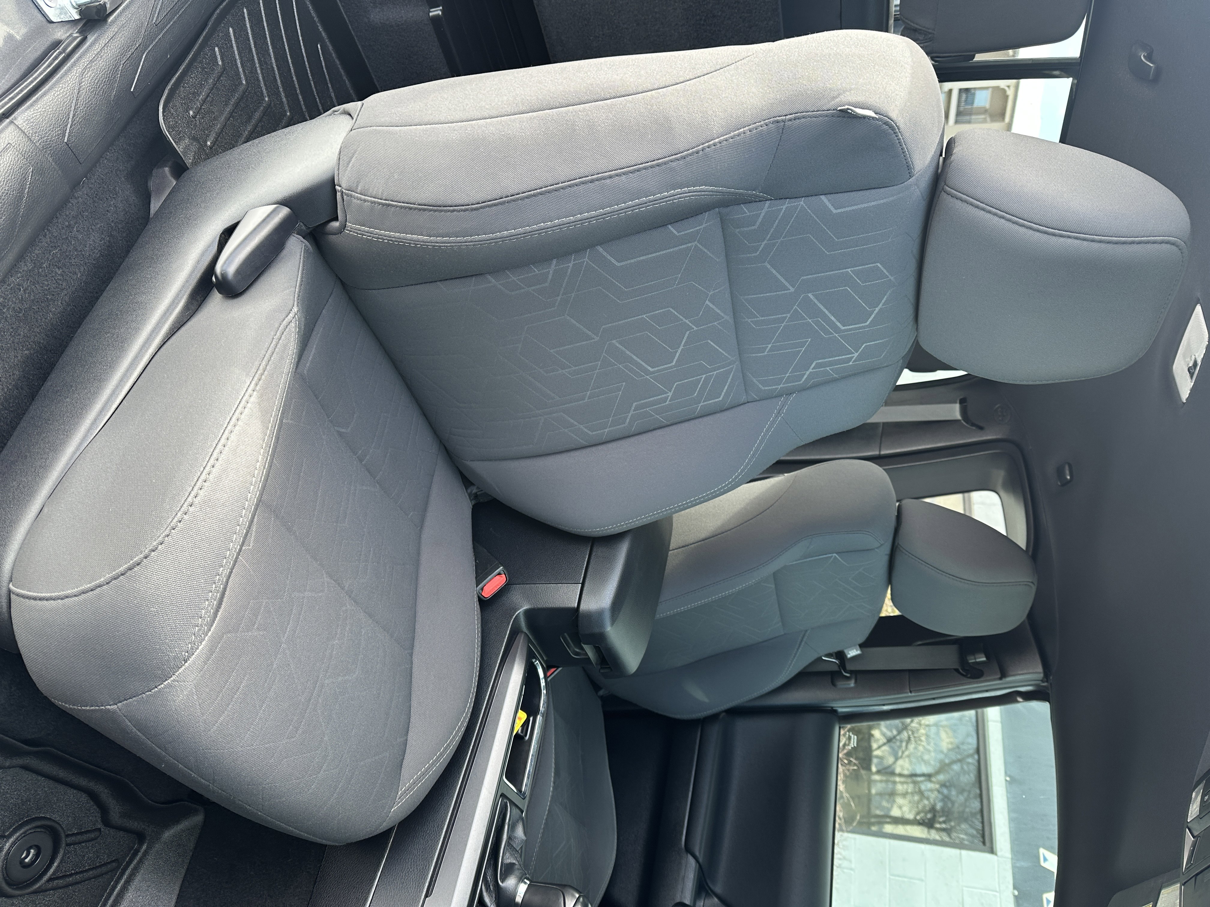 Used 2018 Toyota Tacoma TRD Sport w/ Technology Package AWD/4WD image 25