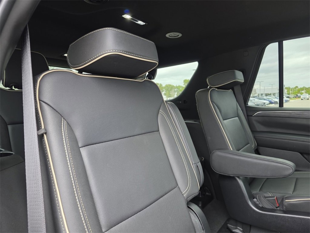 Used 2022 GMC Yukon SLT image 14