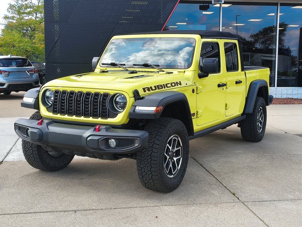 Used 2024 Jeep Gladiator Rubicon w/ Technology Group