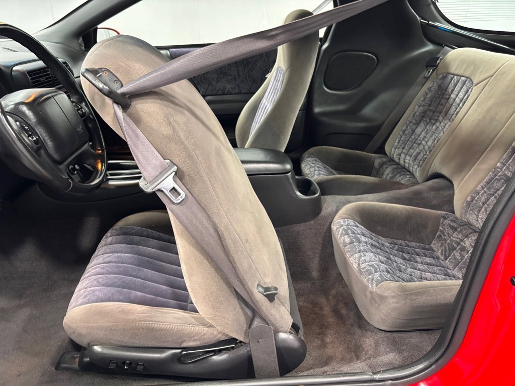 Used 2001 Chevrolet Camaro Z28 w/ Preferred Equipment Group 2 RWD image 21