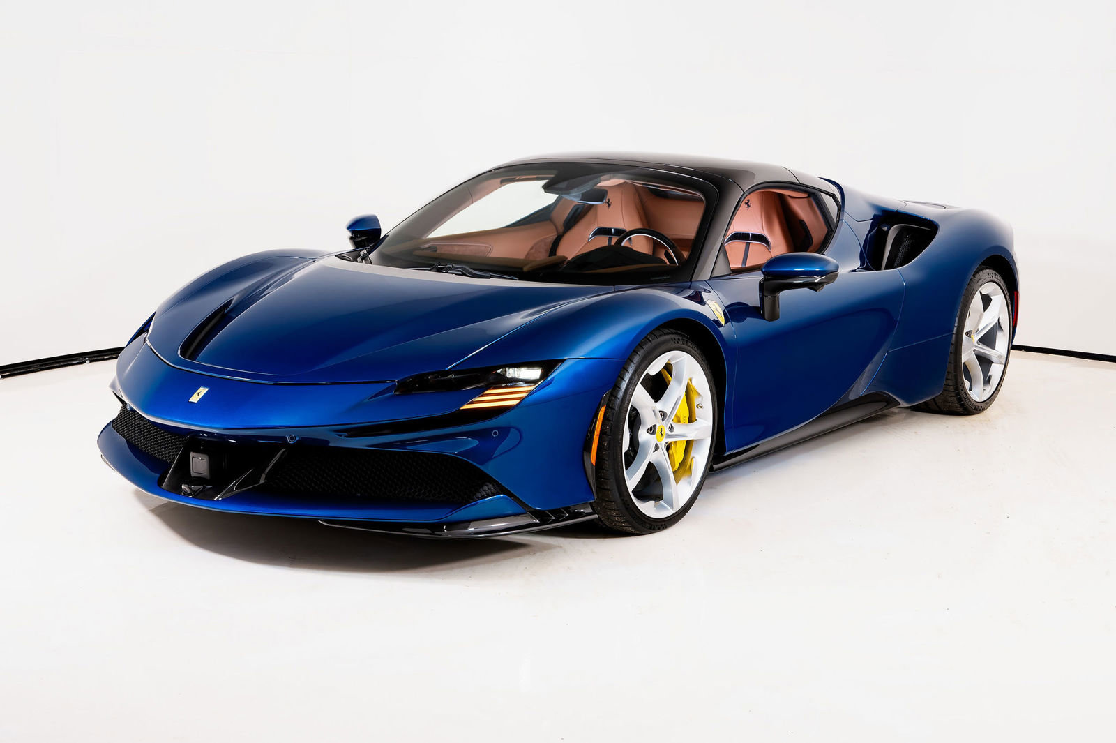 Certified 2022 Ferrari SF90 Spider AWD/4WD image 29