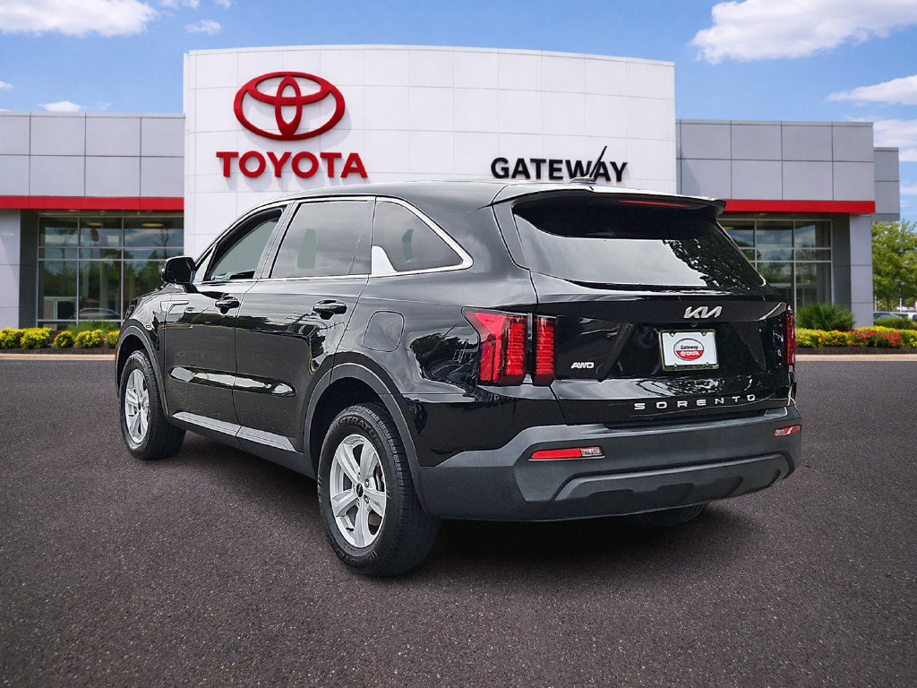 Used 2022 Kia Sorento LX AWD/4WD image 7