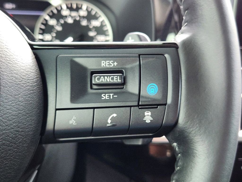 Used 2022 Nissan Pathfinder SV w/ SV Premium Package image 25