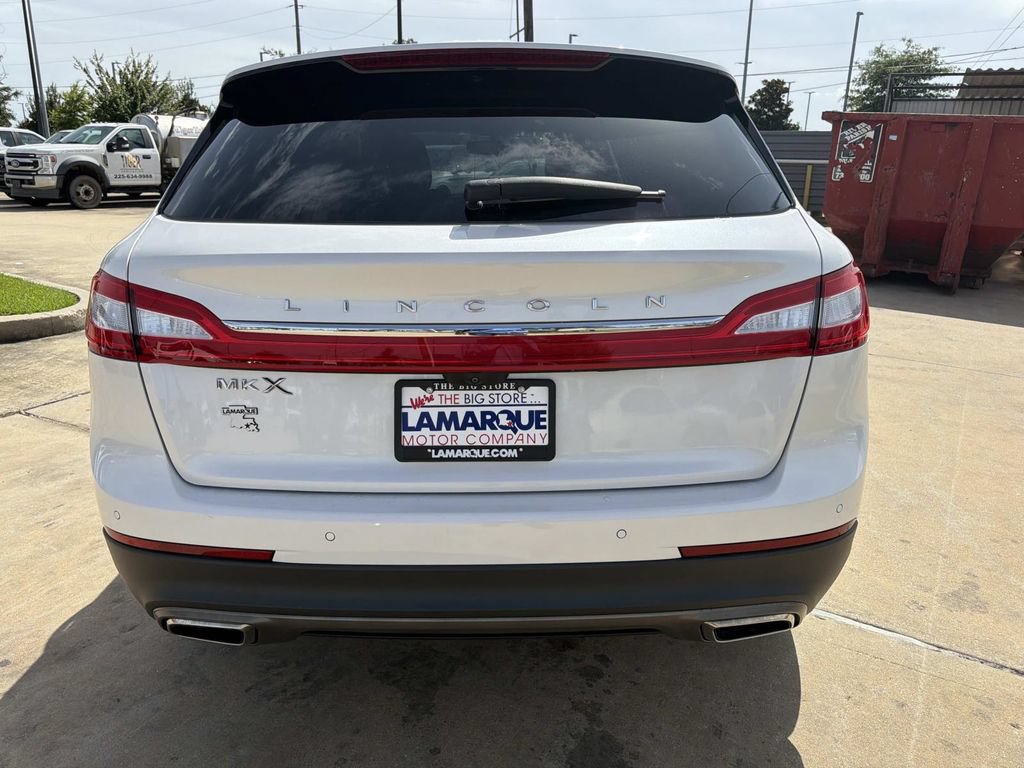Used 2018 Lincoln MKX Reserve FWD image 6