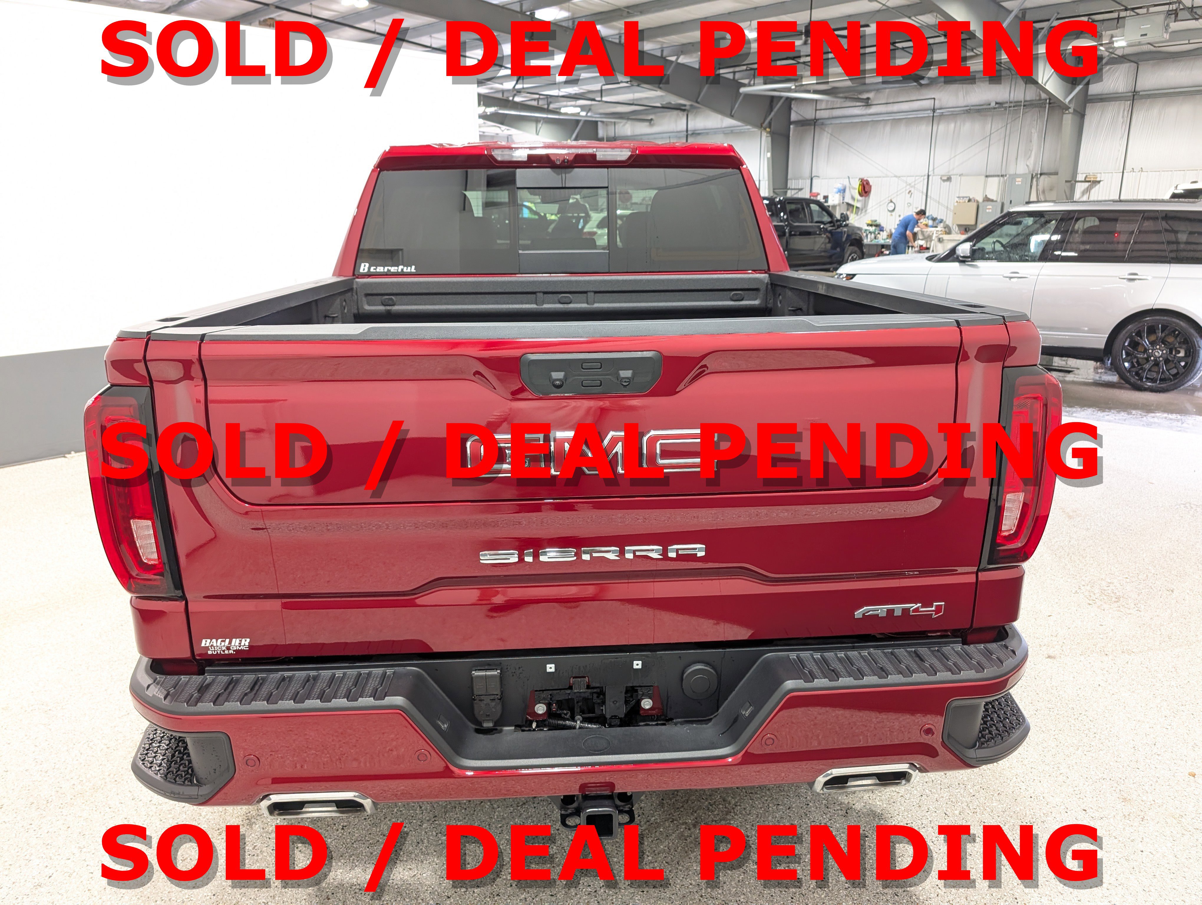 Used 2025 GMC Sierra 1500 AT4 w/ AT4 Premium Package image 4