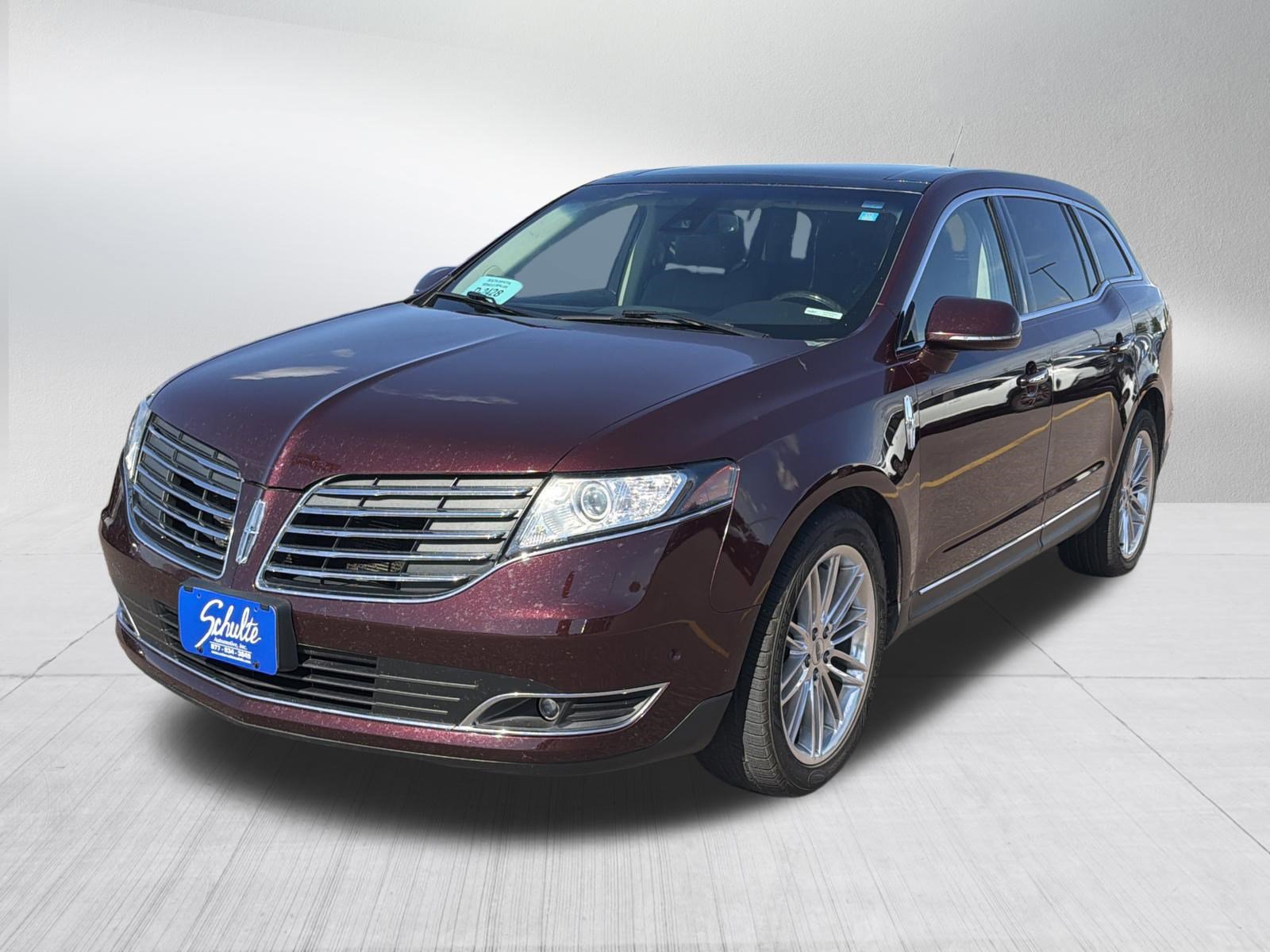 Used 2017 Lincoln MKT AWD w/ Technology Package image 3