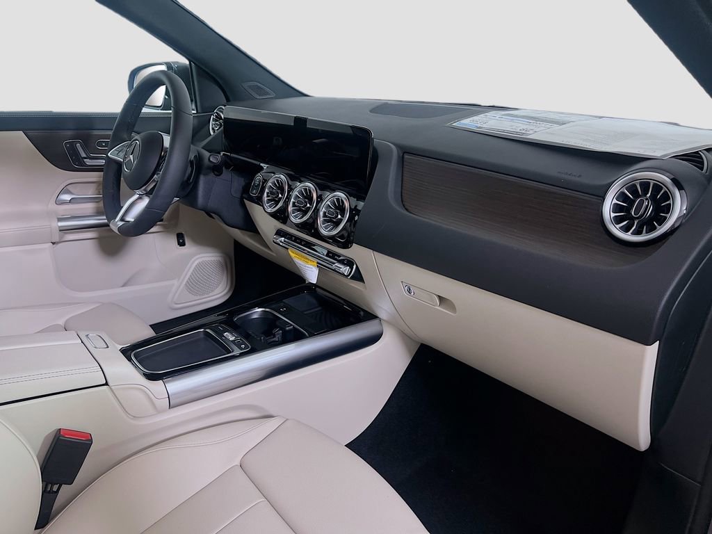 Used 2026 Mercedes-Benz GLA 250 4MATIC image 30