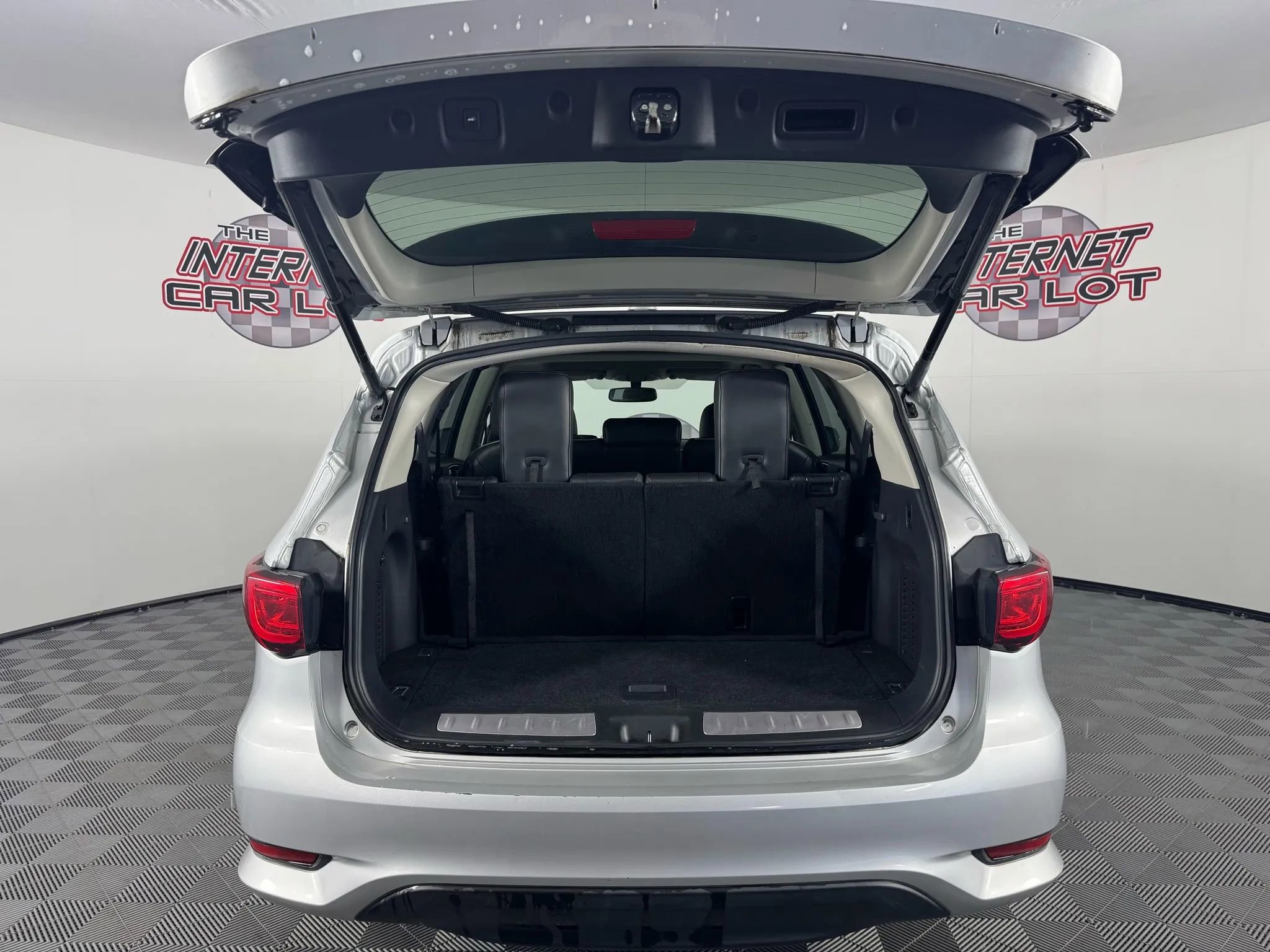 Used 2018 INFINITI QX60 Luxe image 29