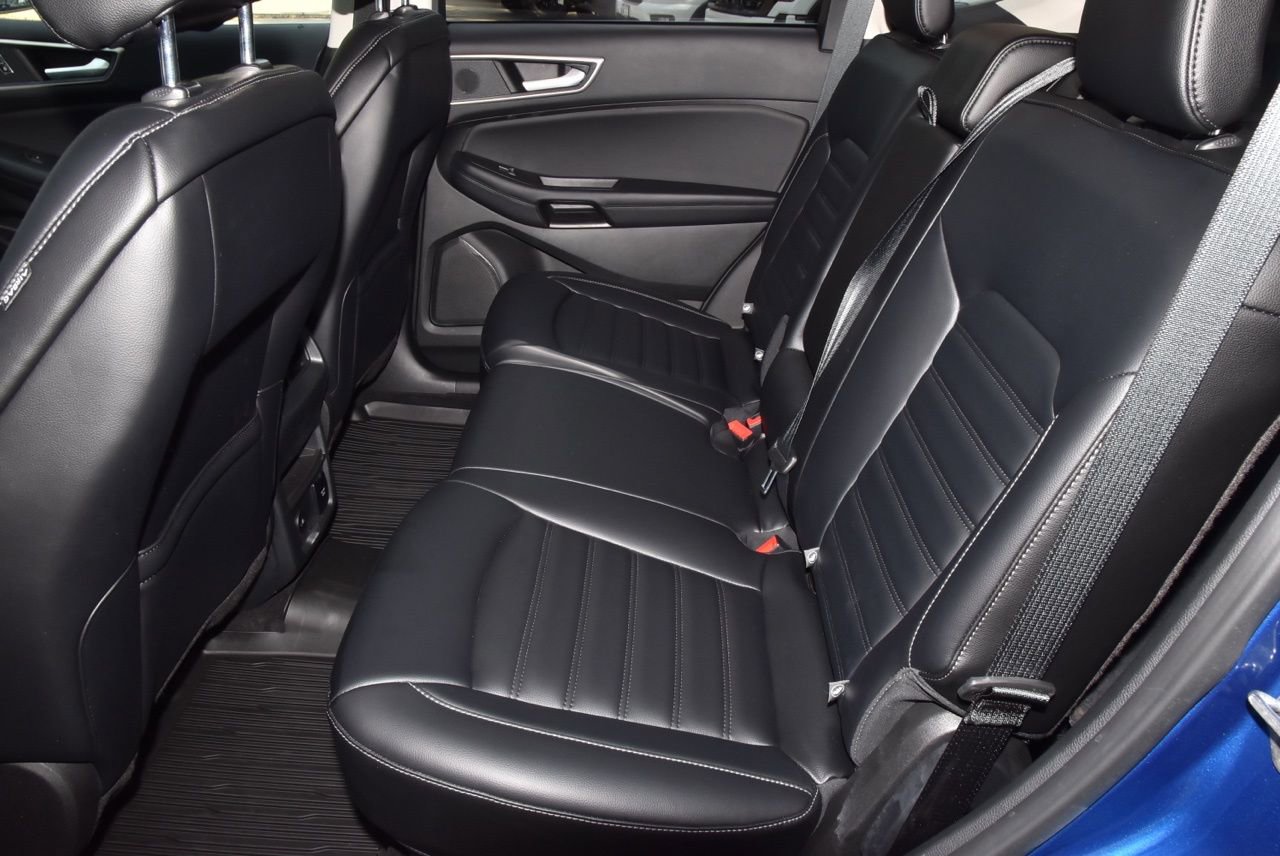 Used 2023 Ford Edge SEL w/ Convenience Package image 14