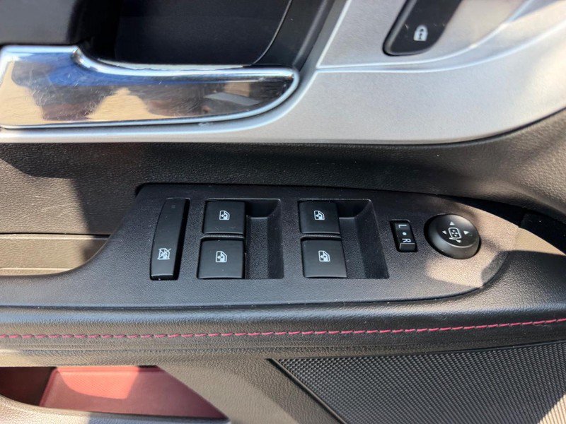 Used 2015 Chevrolet Equinox LT FWD image 18