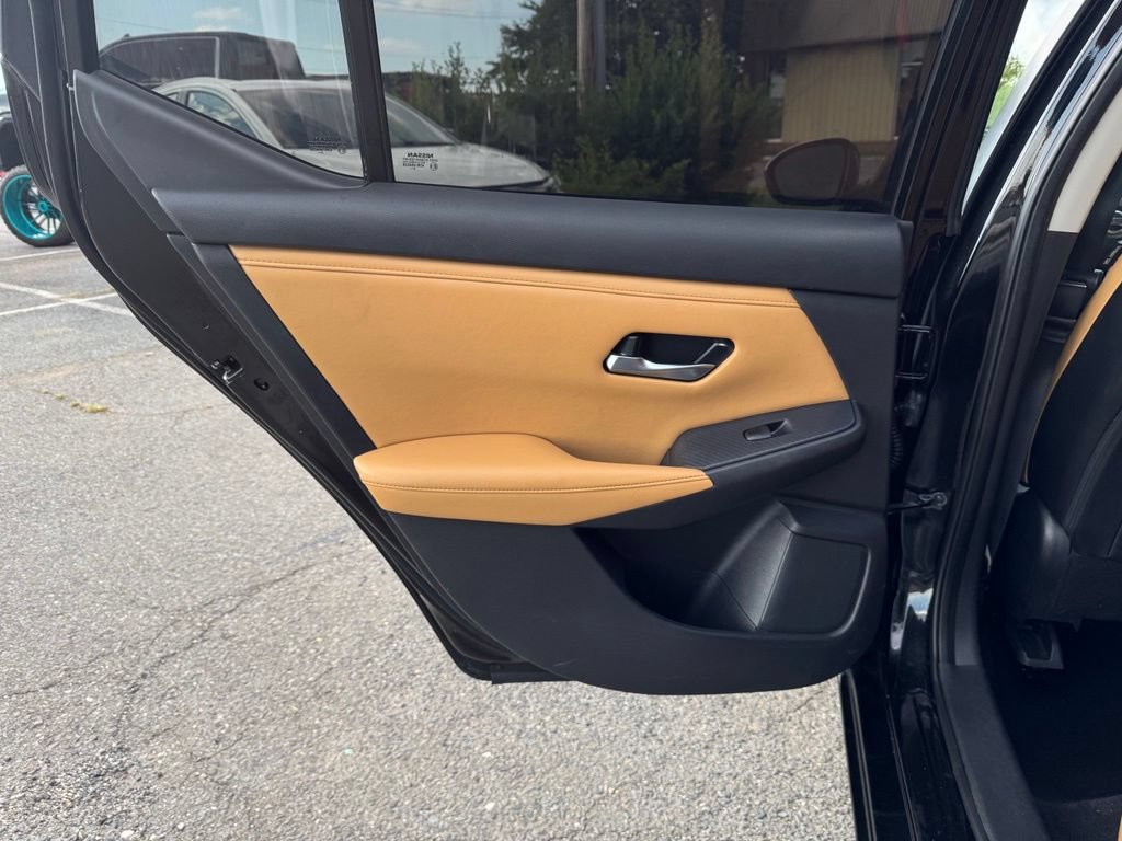 Used 2021 Nissan Sentra SV w/ SV Premium Package FWD image 10
