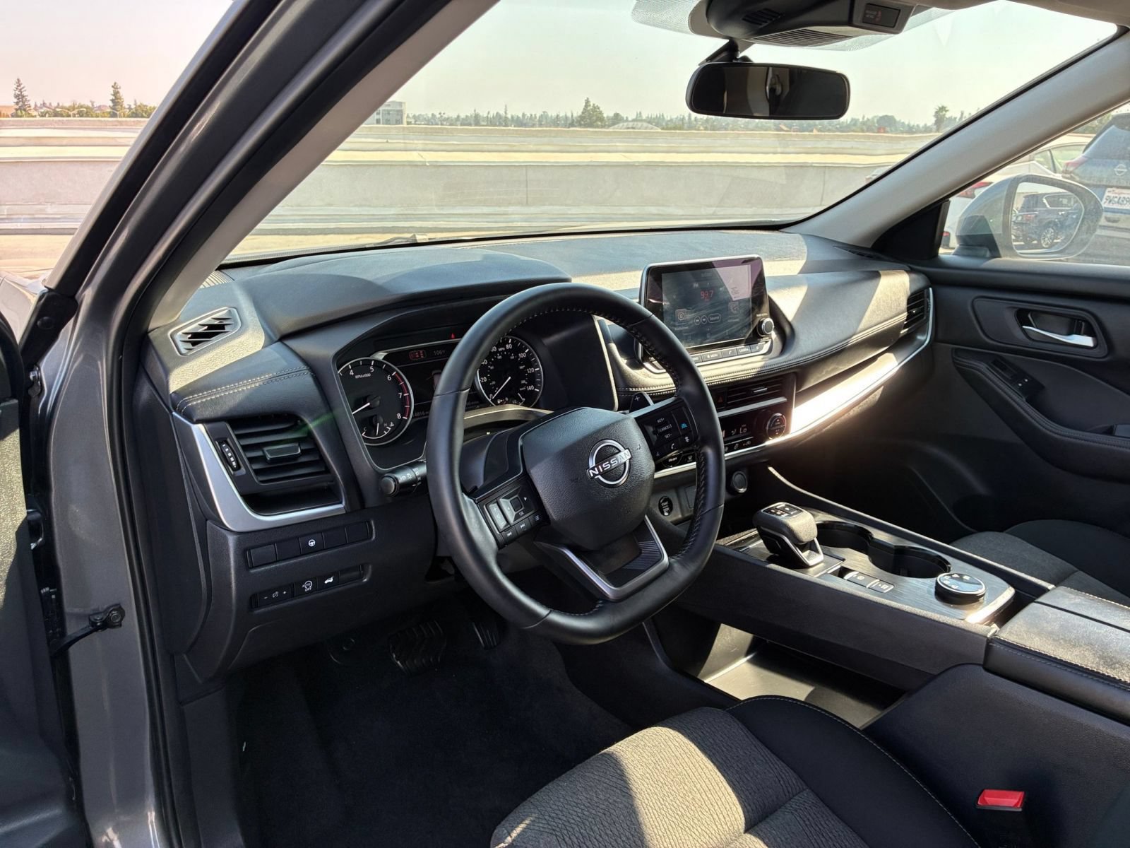 Used 2026 Nissan Rogue SV AWD/4WD image 35