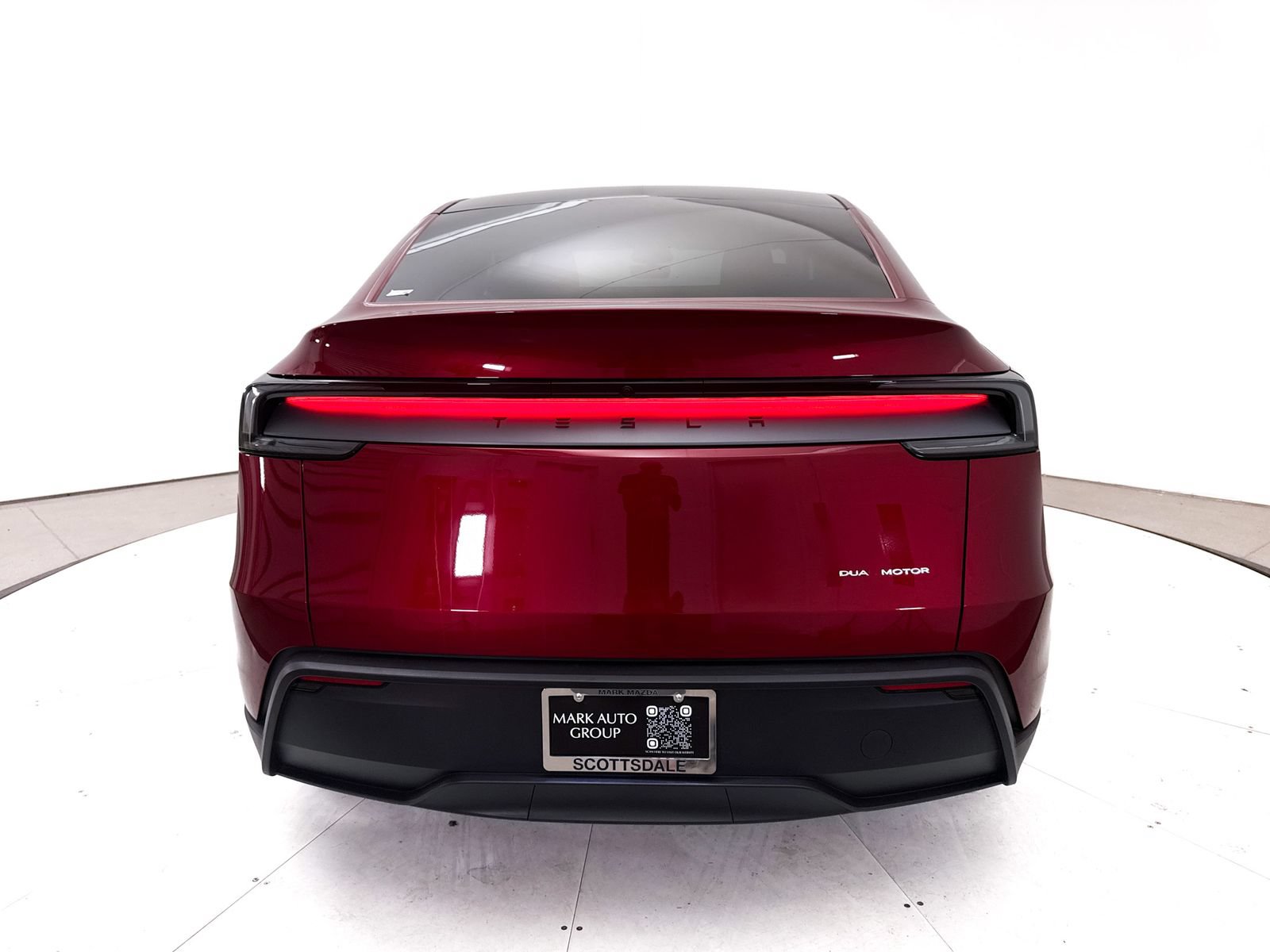 Used 2026 Tesla Model Y Long Range AWD/4WD image 17