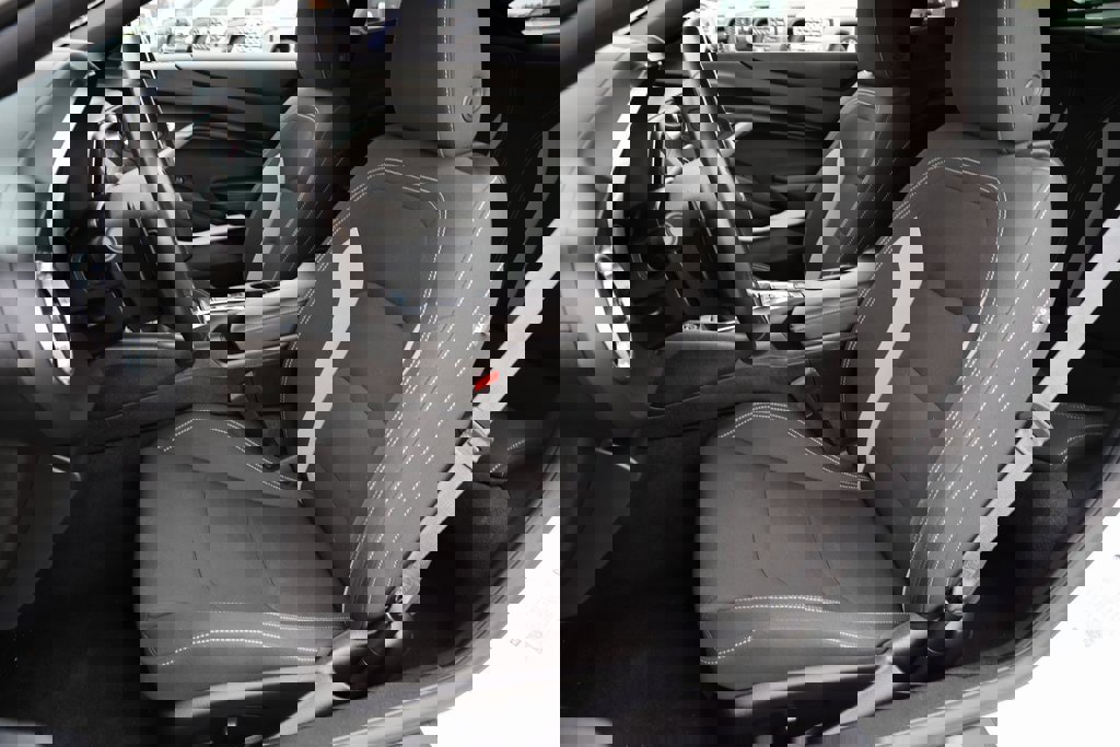 Used 2022 Chevrolet Camaro LT w/ Technology Package image 14