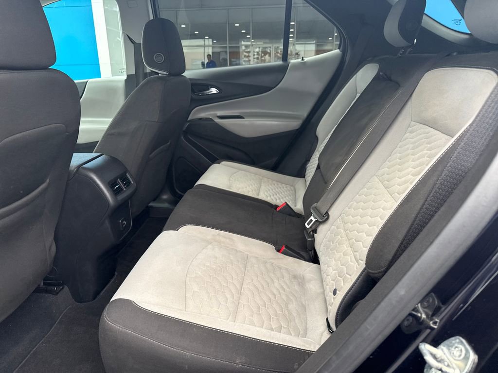 Used 2020 Chevrolet Equinox LS w/ LS Convenience Package FWD image 27