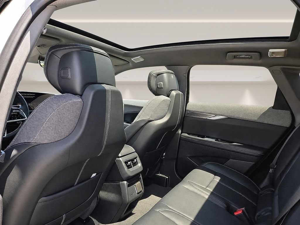 New 2027 Cadillac Optiq Sport AWD/4WD image 12