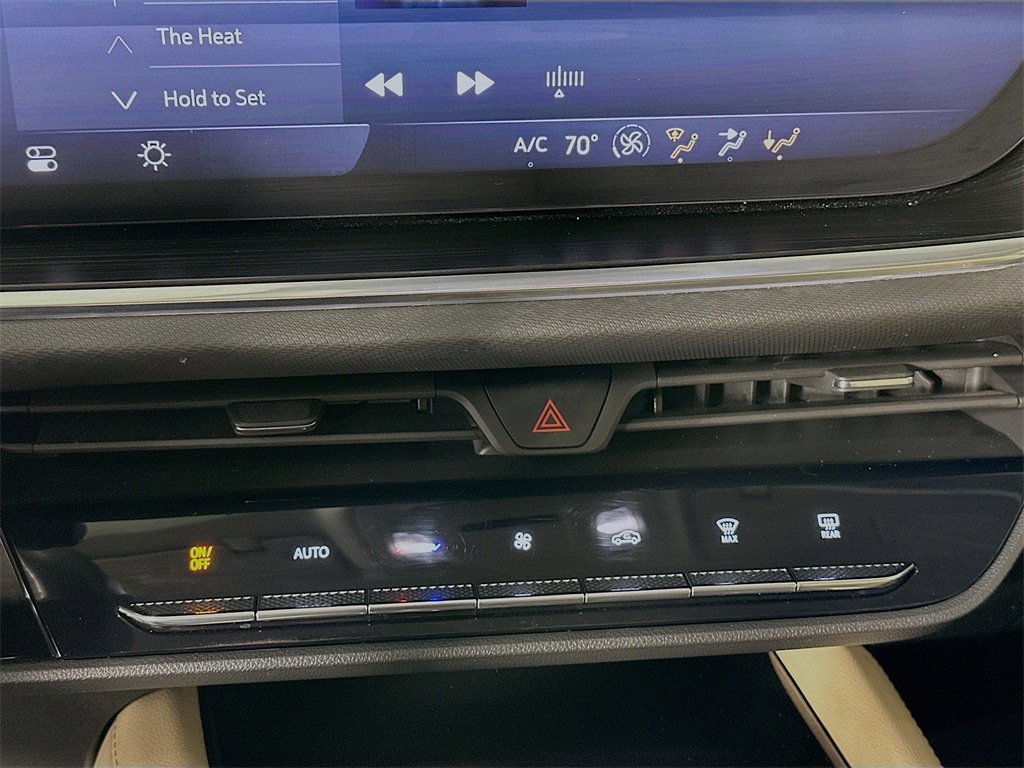 Used 2024 Buick Envision Preferred image 19