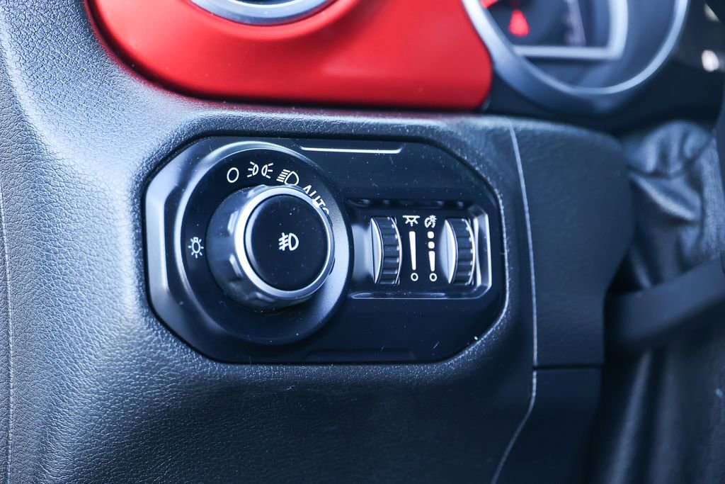 Used 2020 Jeep Wrangler Rubicon w/ LED Lighting Group image 25