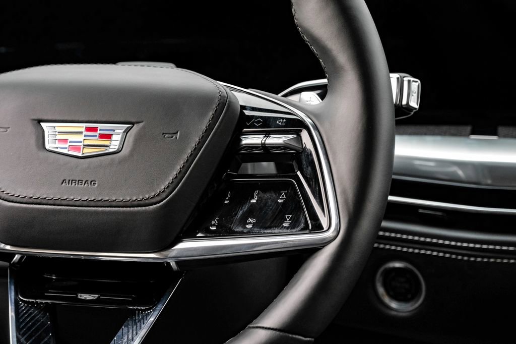 Used 2025 Cadillac Escalade V image 15