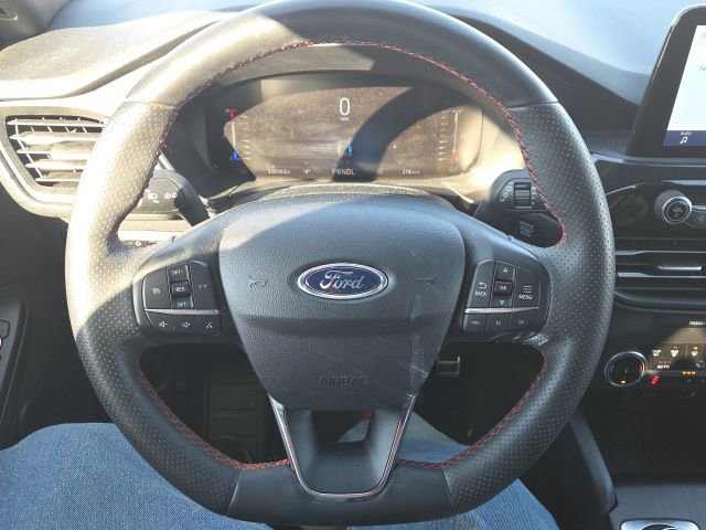 Used 2024 Ford Escape ST-Line w/ Cold Weather Package image 39